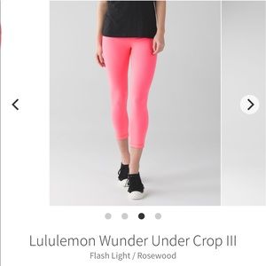 Lululemon Wunder Under Crop III